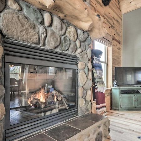 Cozy Heber-Overgaard Cabin With Fire Pit, Game Room! Dış mekan fotoğraf